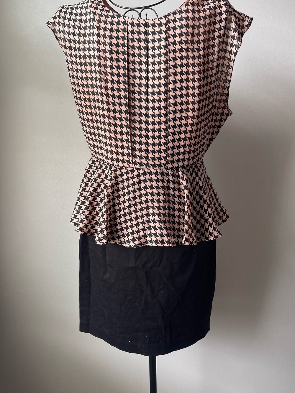 Peplum Houndstooth dress in Blush and Black